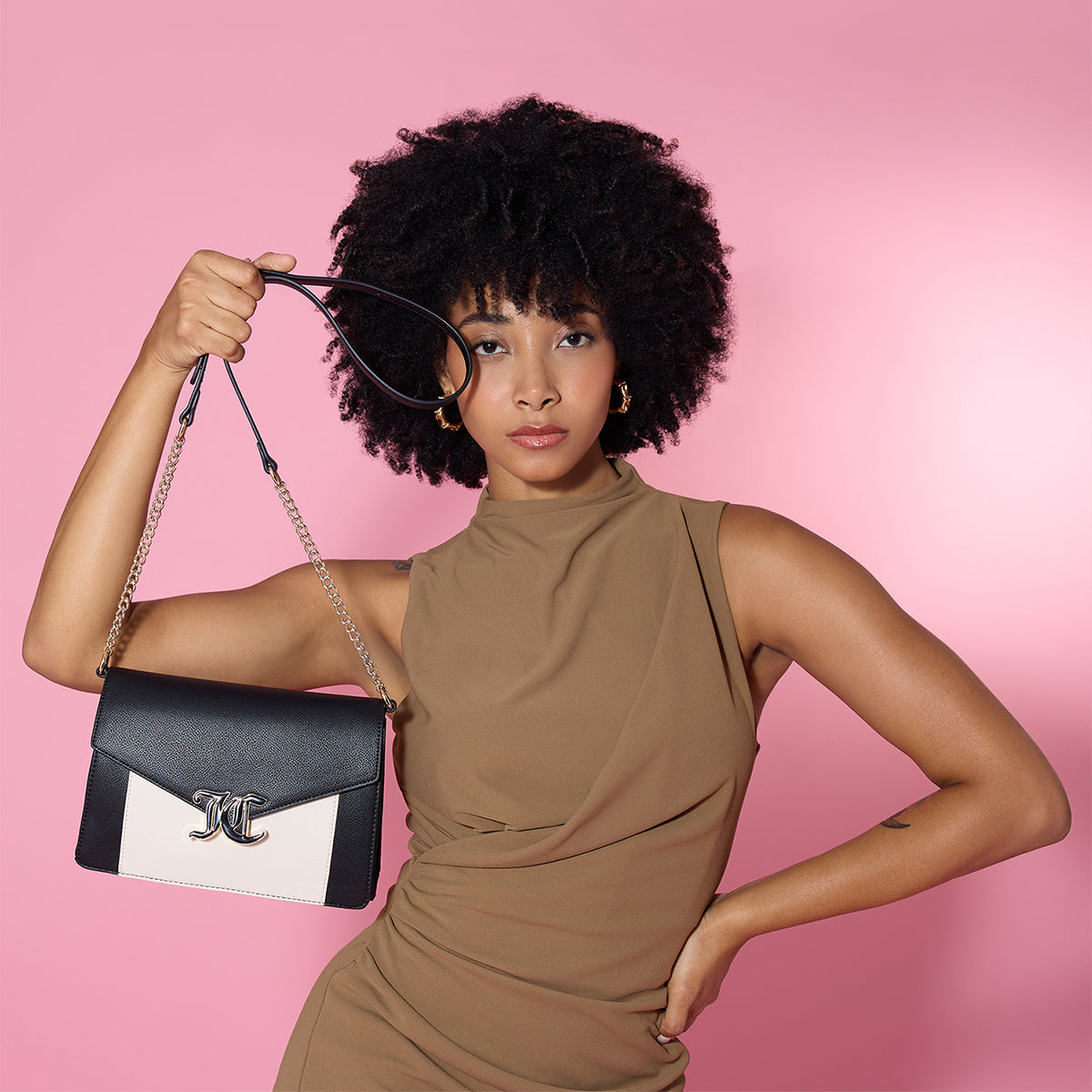 Alvara Shoulder Bag