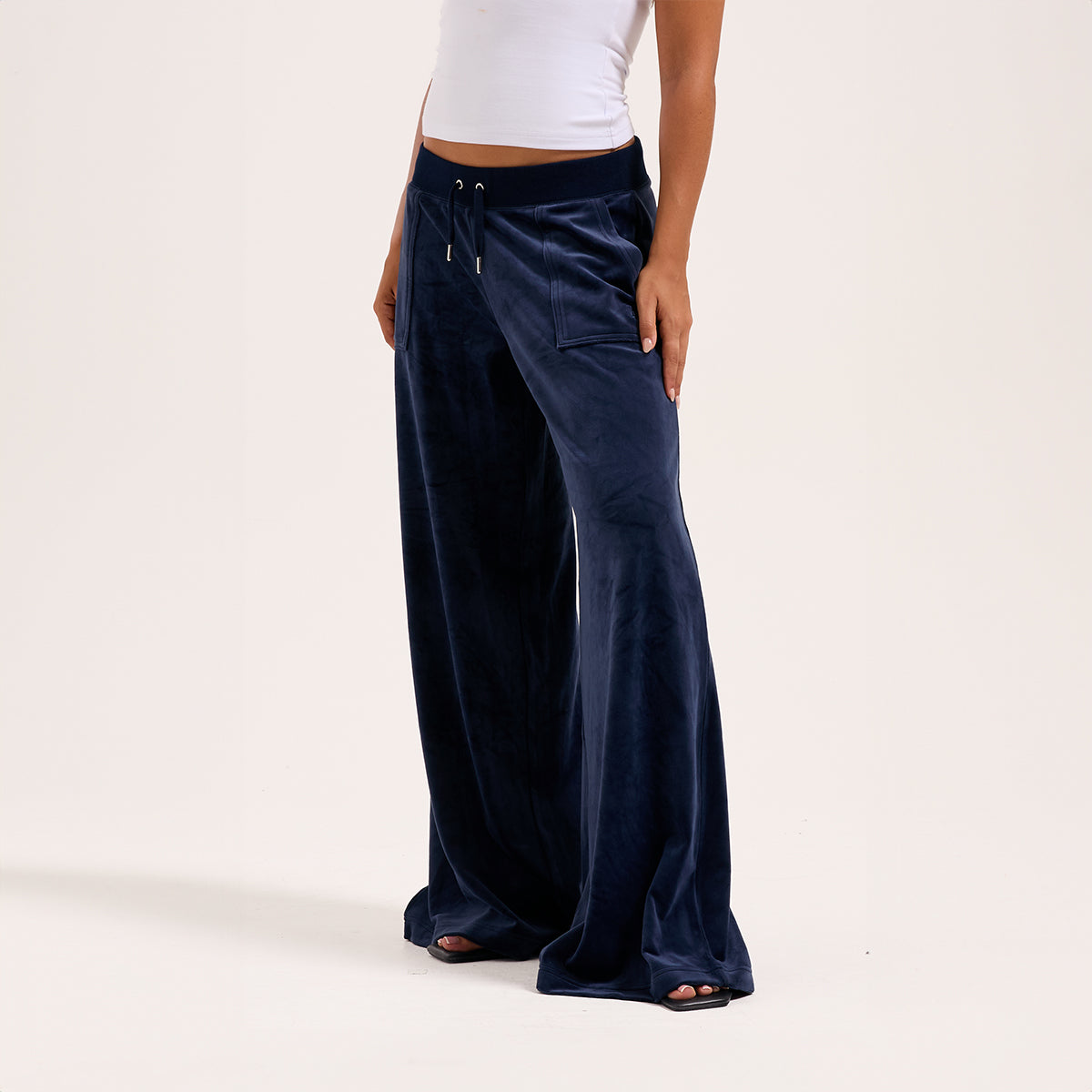 Yuka Wide Leg Joggers