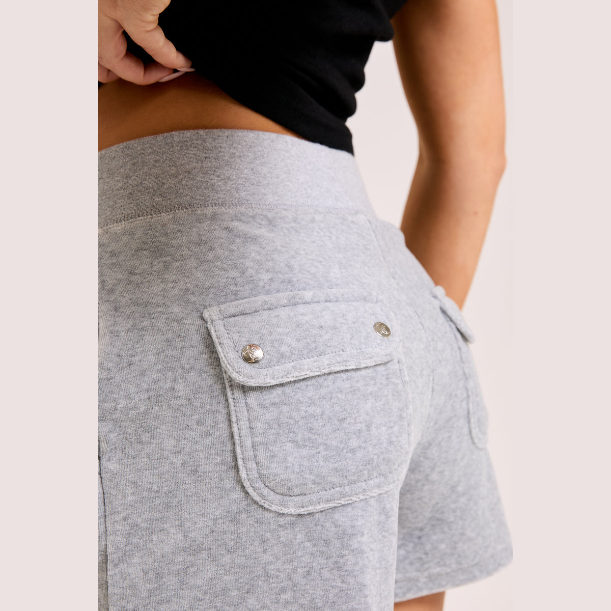Eve Pocket Shorts