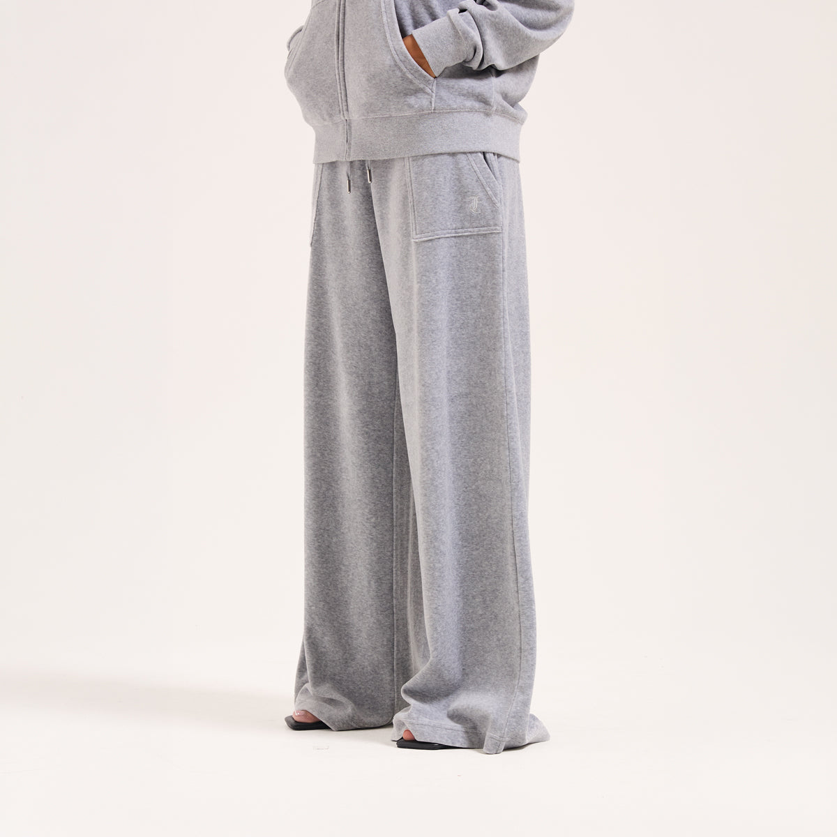 Yuka Wide Leg Joggers
