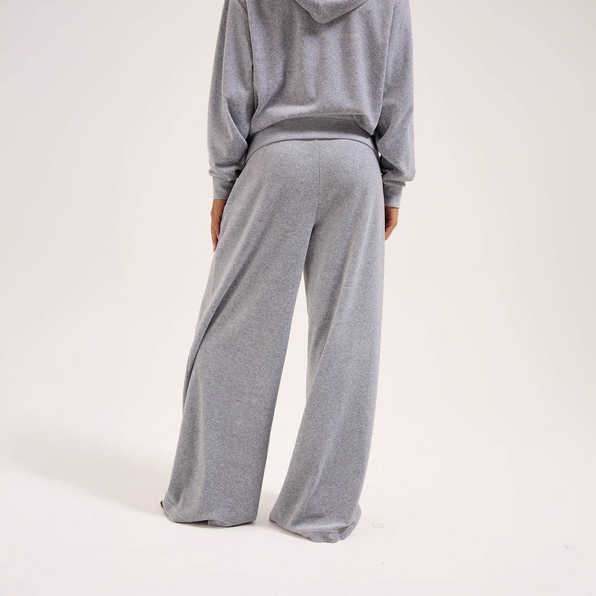 Yuka Wide Leg Joggers