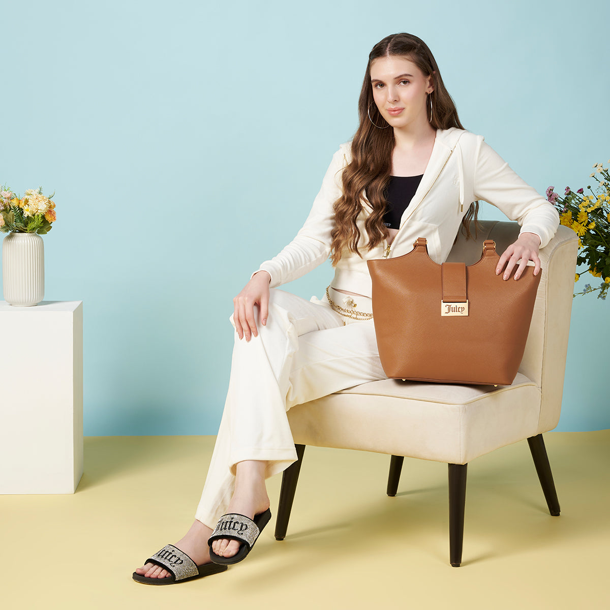 L'Aura Trove Tote